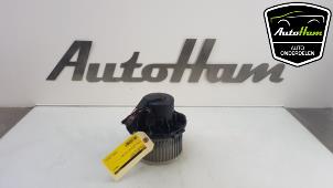 Used Heating and ventilation fan motor Volkswagen Crafter 2.5 TDI 30/35/50 Price € 35,00 Margin scheme offered by AutoHam