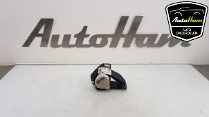 Usagé Ceinture de sécurité arrière droite Toyota Auris (E18) 1.8 16V Hybrid Prix € 30,00 Règlement à la marge proposé par AutoHam