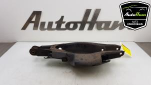 Used Rear wishbone, left Toyota Auris (E18) 1.8 16V Hybrid Price € 40,00 Margin scheme offered by AutoHam