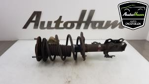 Used Front shock absorber, right Toyota Auris (E18) 1.8 16V Hybrid Price € 40,00 Margin scheme offered by AutoHam