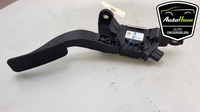 Accelerator pedal from a Kia Picanto (JA) 1.0 12V 2018