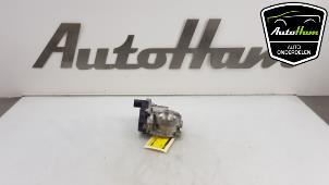 Used Throttle body Volkswagen Golf VII (AUA) 1.5 TSI Evo BlueMotion 16V Price € 85,00 Margin scheme offered by AutoHam