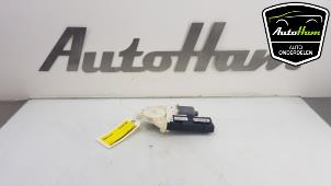 Used Door window motor Renault Laguna III (BT) 2.0 dCi 16V 130 Price € 35,00 Margin scheme offered by AutoHam