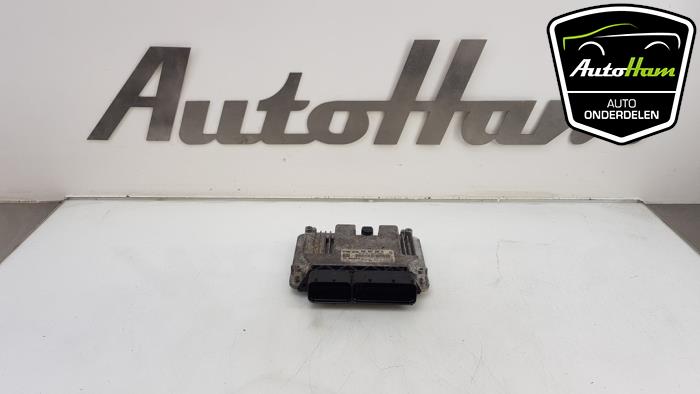 Used Engine management computer Seat Leon ST (5FF) 1.5 TSI 16V Price € 135,00 Margin scheme offered by AutoHam