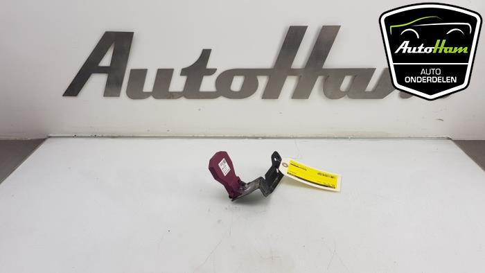 Używane Antena GPS Audi Q2 (GAB/GAG) 1.0 TFSI 12V Cena € 10,00 Procedura marży oferowane przez AutoHam