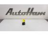 Interruptor de freno de mano de un Volkswagen Golf VII (AUA), 2012 / 2021 1.2 TSI BlueMotion 16V, Hatchback, Gasolina, 1.197cc, 77kW (105pk), FWD, CJZA, 2012-11 / 2017-03 2014