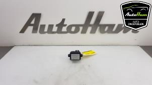 Used Heater resistor Opel Meriva 1.4 Turbo 16V ecoFLEX Price € 10,00 Margin scheme offered by AutoHam