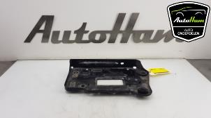 Used Battery box Mercedes A (W176) 2.2 A-200 CDI, A-200d 16V Price € 20,00 Margin scheme offered by AutoHam
