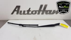 Used Front wiper arm Volkswagen Tiguan (5N1/2) 2.0 TSI 16V 4Motion Price € 15,00 Margin scheme offered by AutoHam