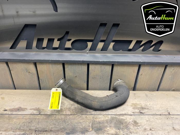 Usagé Tube intercooler Audi A4 (B8) 2.0 TDI 16V Prix € 35,00 Règlement à la marge proposé par AutoHam