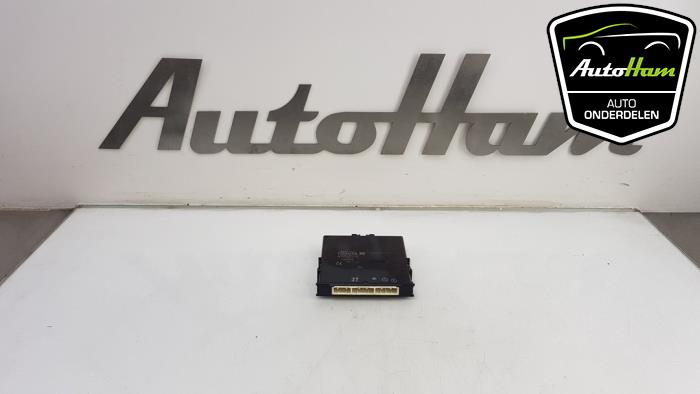 Used Smart entry computer Toyota Auris Touring Sports (E18) 1.8 16V Hybrid Price € 75,00 Margin scheme offered by AutoHam