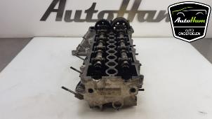 Used Cylinder head BMW 3 serie Touring (E91) 320d 16V Corporate Lease Price € 250,00 Margin scheme offered by AutoHam
