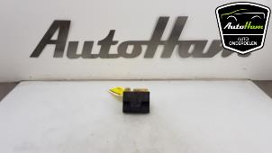 Used Glow plug relay Citroen DS3 (SA) 1.6 e-HDi Price € 20,00 Margin scheme offered by AutoHam