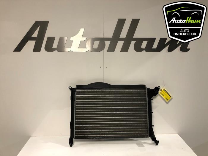 Używane Chlodnica Austin Mini Open (R52) 1.6 16V Cooper Cena € 20,00 Procedura marży oferowane przez AutoHam