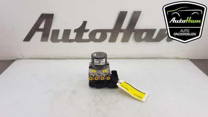 Begagnade ABS pump Kia Rio III (UB) 1.4 CVVT 16V Pris € 50,00 Marginaltabell erbjuds av AutoHam