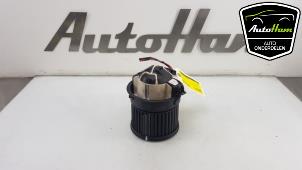 Używane Silnik wentylatora nagrzewnicy Peugeot 308 (4A/C) 1.6 VTI 16V Cena € 40,00 Procedura marży oferowane przez AutoHam