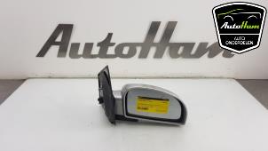 Używane Lusterko zewnetrzne prawe Hyundai Getz 1.3i 12V Cena € 50,00 Procedura marży oferowane przez AutoHam