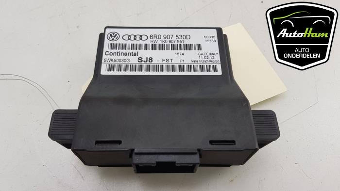 Gateway module from a Skoda Fabia II Combi 1.2 TDI 12V Greenline 2012