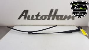 Used Front wiper arm Ford Transit Custom 2.2 TDCi 16V Price € 40,00 Margin scheme offered by AutoHam