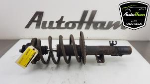Used Front shock absorber, right Volkswagen Transporter T5 1.9 TDi Price € 40,00 Margin scheme offered by AutoHam