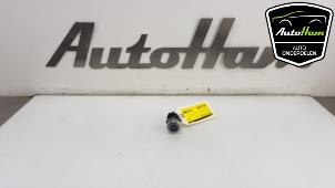 Used Start/stop switch Mercedes C (W205) C-300 2.0 Turbo 16V Price € 15,00 Margin scheme offered by AutoHam