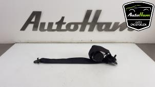 Used Front seatbelt, left BMW 5 serie Touring (F11) 520d 16V Price € 75,00 Margin scheme offered by AutoHam
