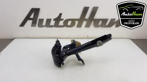 Used Tailgate hinge BMW 5 serie Touring (F11) 520d 16V Price € 50,00 Margin scheme offered by AutoHam