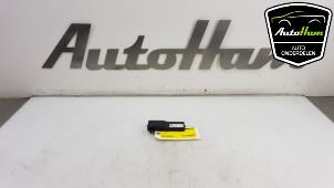 Used Central door locking module Opel Corsa E 1.4 16V Price € 15,00 Margin scheme offered by AutoHam