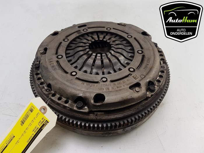 Dual mass flywheel Volkswagen Golf VII 1.5 TSI Evo BMT 16V 05E105266B