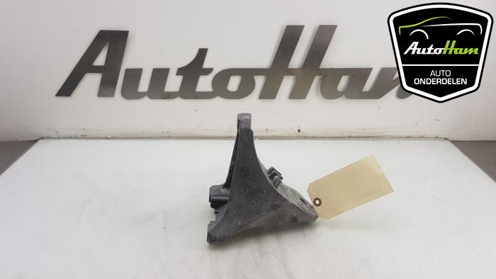 Used Engine mount Audi Q7 (4LB) 4.2 FSI V8 32V Price € 25,00 Margin scheme offered by AutoHam