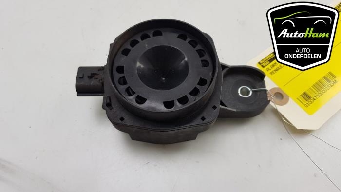 Alarm siren from a Renault Megane III Coupe (DZ) 2.0 16V RS Turbo Clubsport 2011