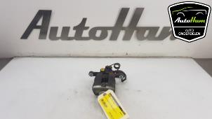 Usagé Etrier de frein arrière droit Hyundai i10 (B5) 1.0 12V Prix € 50,00 Règlement à la marge proposé par AutoHam