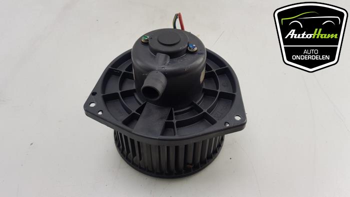 Heating and ventilation fan motor from a Suzuki Wagon-R+ (RB) 1.3 16V 2003