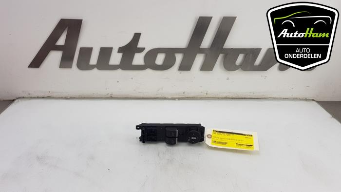 Usados Interruptor de ventanilla eléctrica Ford Fiesta 6 (JA8) 1.0 EcoBoost 12V 100 Precio € 15,00 Norma de margen ofrecido por AutoHam