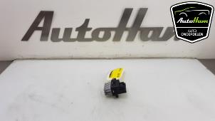 Used Heater resistor Ford Fiesta 6 (JA8) 1.0 EcoBoost 12V 100 Price € 15,00 Margin scheme offered by AutoHam