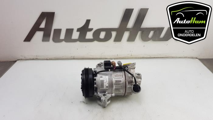 Usagé Pompe clim Renault Twingo III (AH) 1.0 SCe 75 12V Prix sur demande proposé par AutoHam
