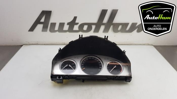Begagnade Instrumentpanel Mercedes C (W204) 2.2 C-220 CDI 16V Pris € 150,00 Marginaltabell erbjuds av AutoHam