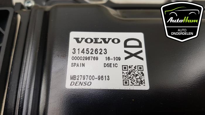 Steuergerät Motormanagement van een Volvo V40 (MV) 2.0 D2 16V 2016