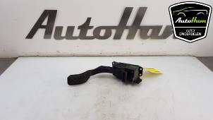 Used Accelerator pedal Volkswagen Polo V (6R) 1.4 16V Price € 40,00 Margin scheme offered by AutoHam