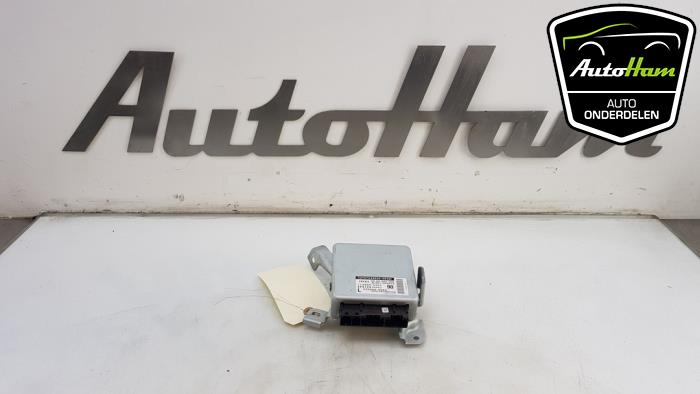 Used Power steering computer Toyota Yaris III (P13) 1.33 16V Dual VVT-I Price € 75,00 Margin scheme offered by AutoHam