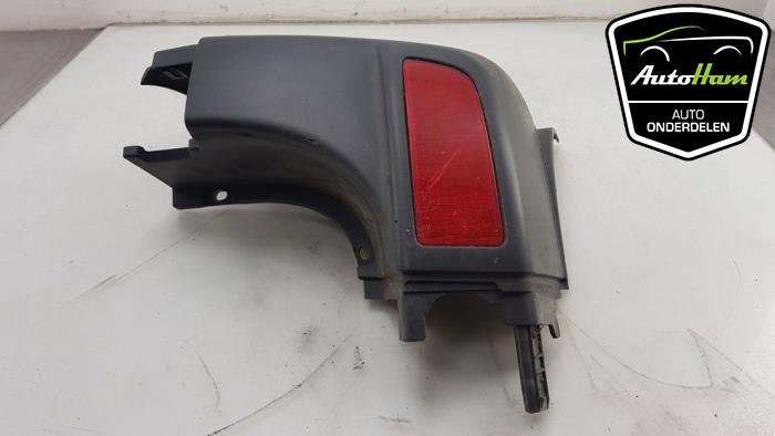 Rear bumper component, right from a Volkswagen Crafter 2.5 TDI 30/32/35/46/50 2009