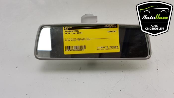Rear view mirror from a Volkswagen Up! (121) 1.0 12V 60 2019