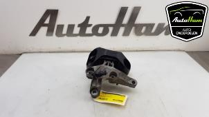 Used Engine mount Renault Clio IV (5R) 1.5 Energy dCi 90 FAP Price € 30,00 Margin scheme offered by AutoHam