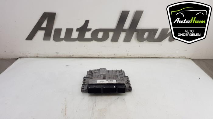 Used Engine management computer Renault Master III (FV) 2.3 dCi 125 16V FWD Price € 200,00 Margin scheme offered by AutoHam