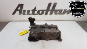 Used Rocker cover Fiat Panda (312) 0.9 TwinAir 65 Price € 40,00 Margin scheme offered by AutoHam