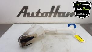 Usagé Réservoir lave-glace avant Seat Ibiza ST (6J8) 1.6 TDI 105 Prix € 20,00 Règlement à la marge proposé par AutoHam