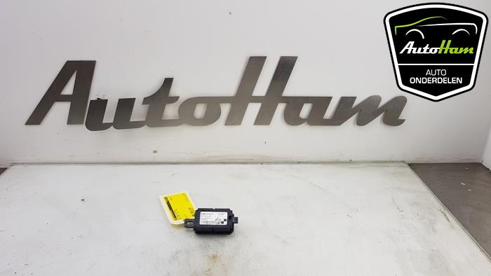 Używane Modul keyless vehicle BMW 1 serie (F20) 118d 2.0 16V Cena € 10,00 Procedura marży oferowane przez AutoHam