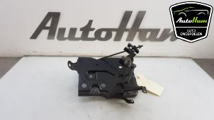 Used Battery box Toyota Yaris III (P13) 1.33 16V Dual VVT-I Price € 20,00 Margin scheme offered by AutoHam