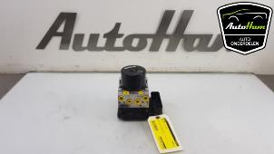 Usagé Pompe ABS Volvo V60 I (FW/GW) 1.6 DRIVe Prix € 100,00 Règlement à la marge proposé par AutoHam