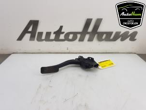 Used Accelerator pedal Landrover Discovery IV (LAS) 3.0 SD V6 24V Price € 75,00 Margin scheme offered by AutoHam